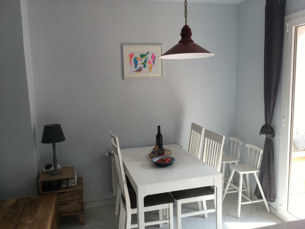 2 Bedroom Apartment In The Old Town, Close To The Beach L' Escala Exterior foto