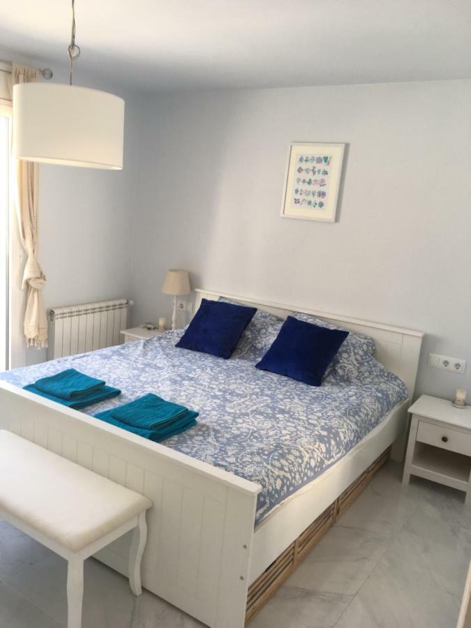 2 Bedroom Apartment In The Old Town, Close To The Beach L' Escala Exterior foto