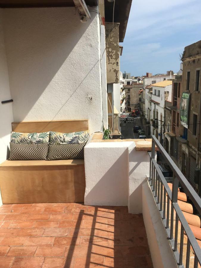 2 Bedroom Apartment In The Old Town, Close To The Beach L' Escala Exterior foto